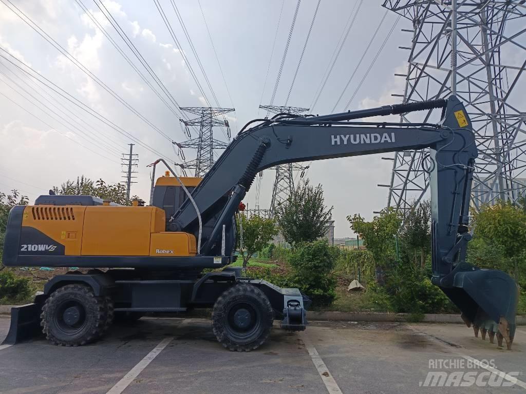 Hyundai R210W Bageri točkaši