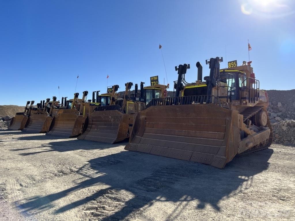CAT D10T Buldožeri guseničari