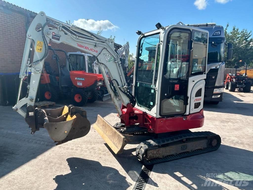 Takeuchi TB 325 R Mini bageri < 7t