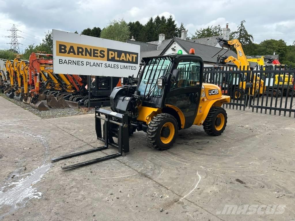 JCB 520-40 Teleskopski viljuškari