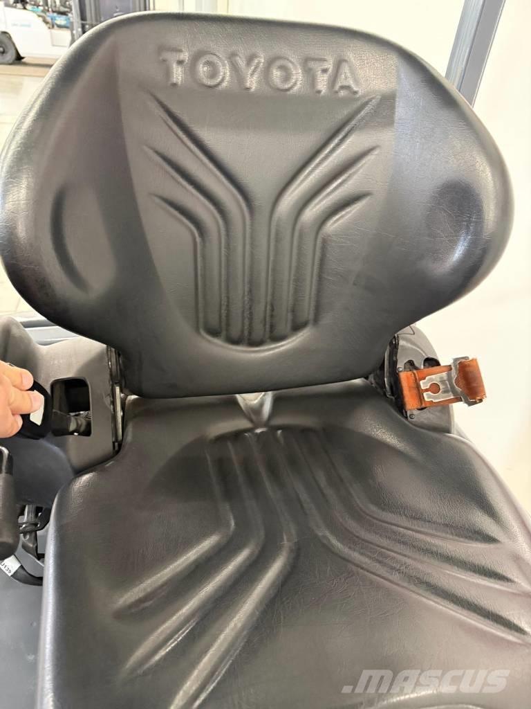 Toyota 11052 - 8FBE16T Električni viljuškari