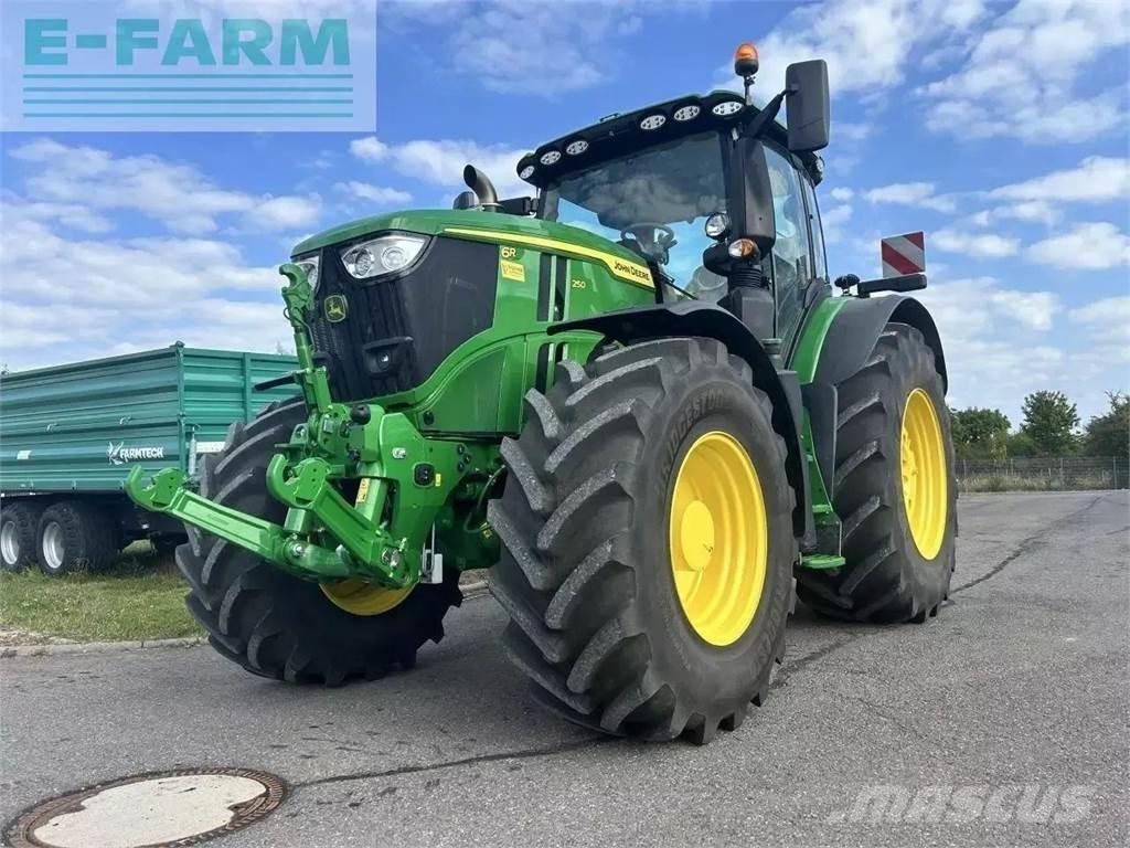 John Deere 6r 250 Traktori