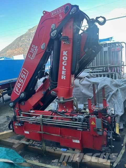 Fassi F 165 Kranovi za utovar