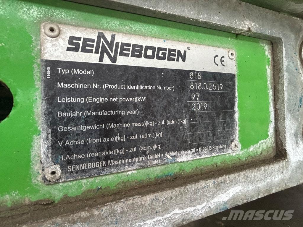 Sennebogen 818 Bageri za prenos primarnih/sekundarnih sirovina