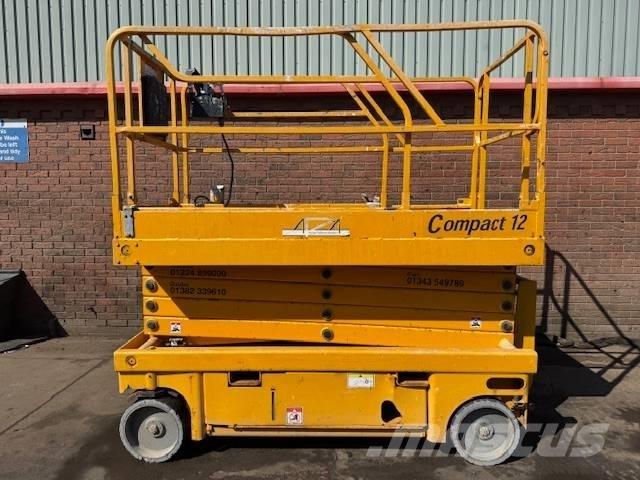 Haulotte Compact 12 Makazaste platforme