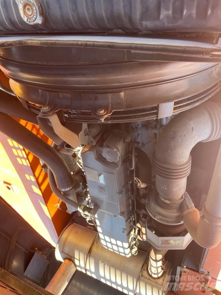 Hitachi ZX 350 Bageri guseničari