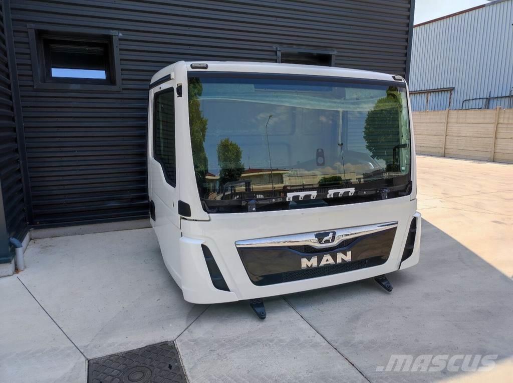 MAN DAY CAB Kabine i unutrašnjost