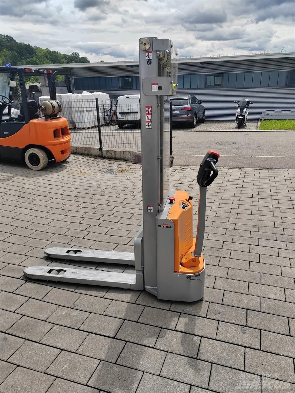 Still ECV10 Ručni električni viljuškar