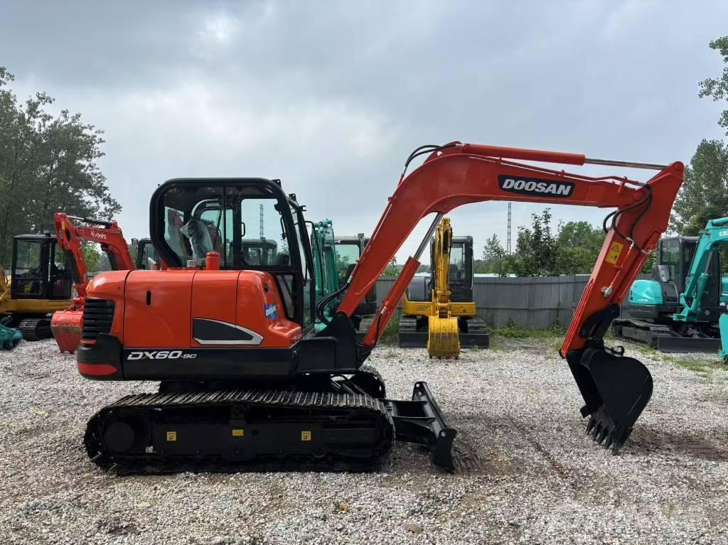 Doosan DX 60 Mini bageri < 7t