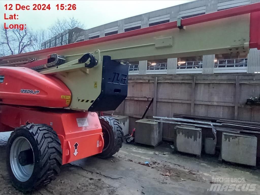 JLG 1250 AJP Zglobne podizne platforme