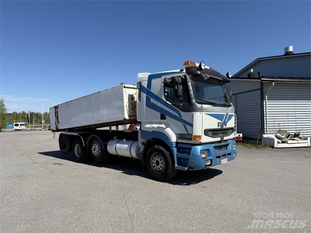 Sisu E12M 8x2 Kiperi kamioni