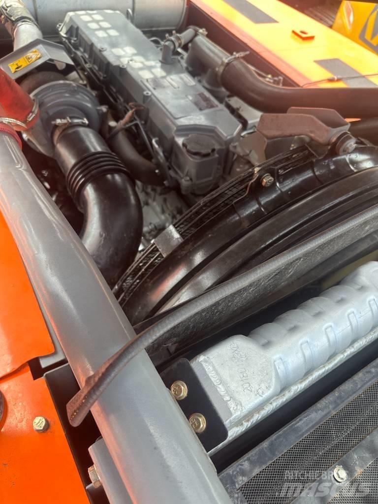 Hitachi ZX 350 Bageri guseničari
