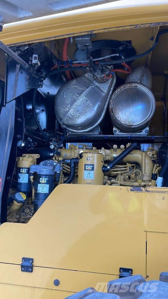 CAT 938M Utovarivači na točkove