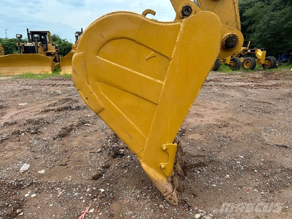 CAT 330 CL Bageri guseničari
