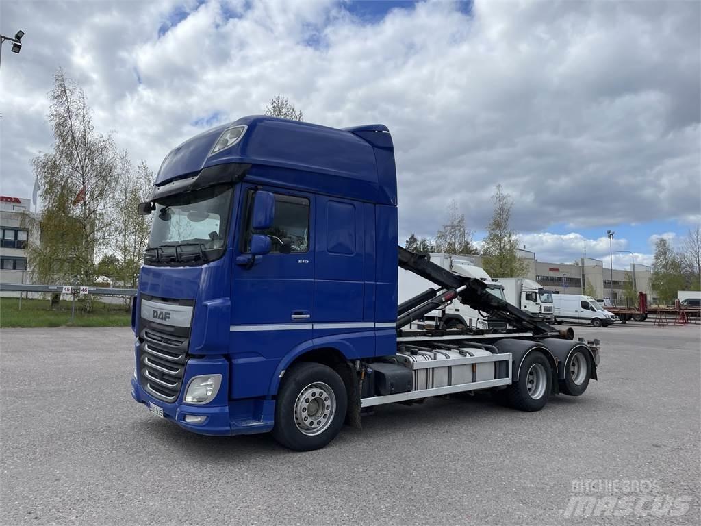 DAF XF510 6x2 Rol kiper kamioni sa kukom za podizanje tereta
