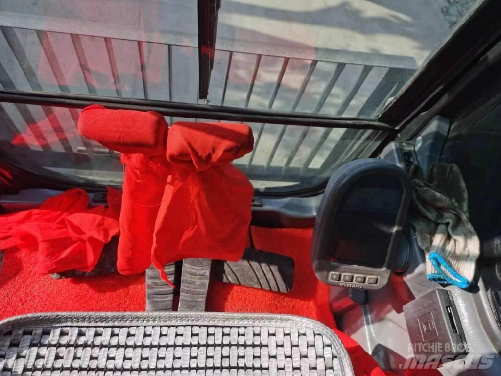 Volvo EC 210 B LC Bageri guseničari