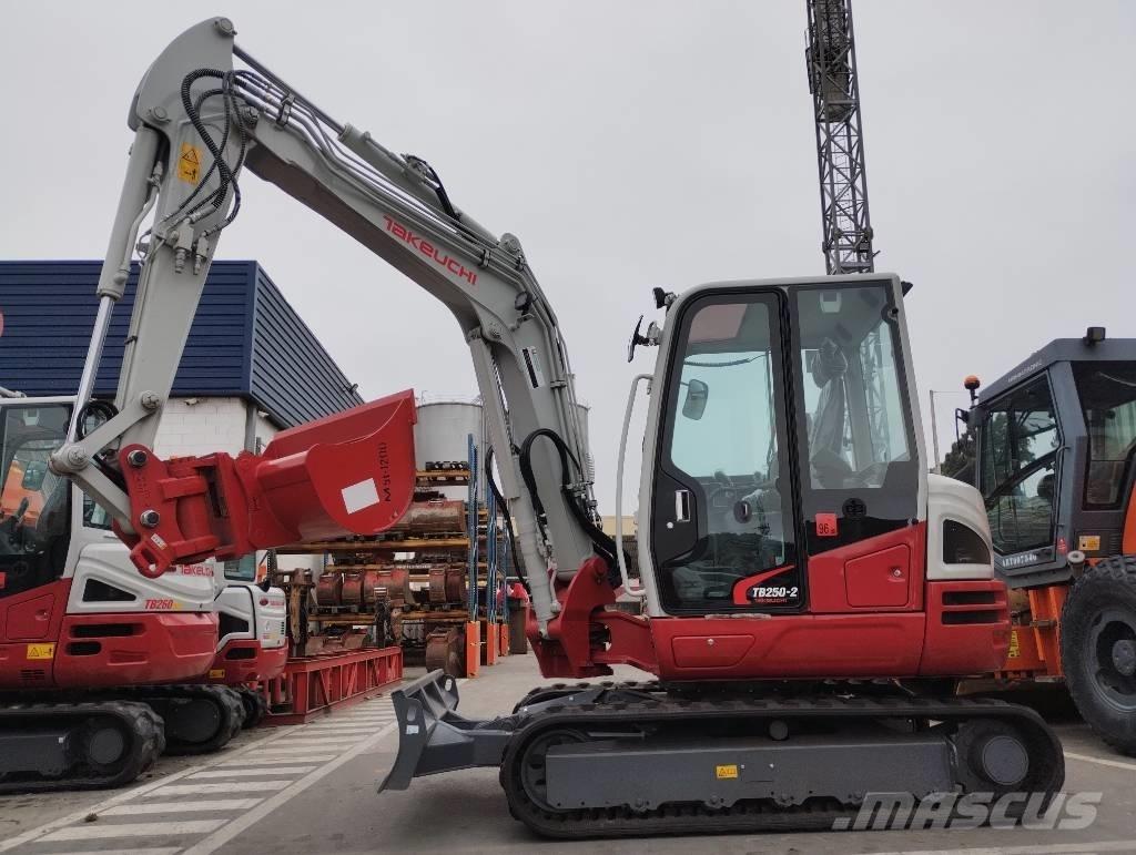 Takeuchi TB 250 2 Mini bageri < 7t