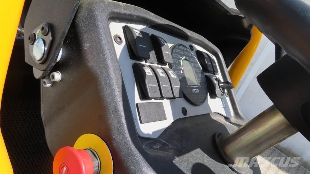 JCB CT260-120 Valjci sa duplim bubnjem
