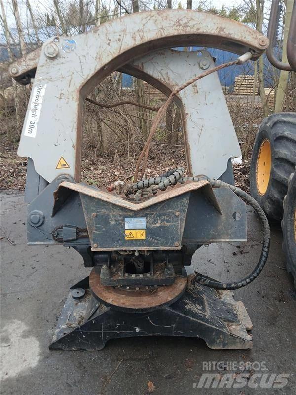 Komatsu 845 Forvarderi