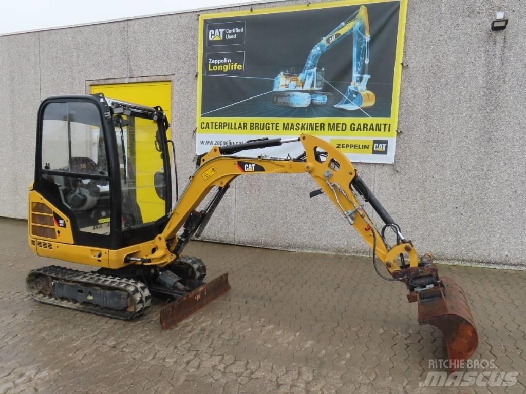 CAT 301.7 D Mini bageri < 7t