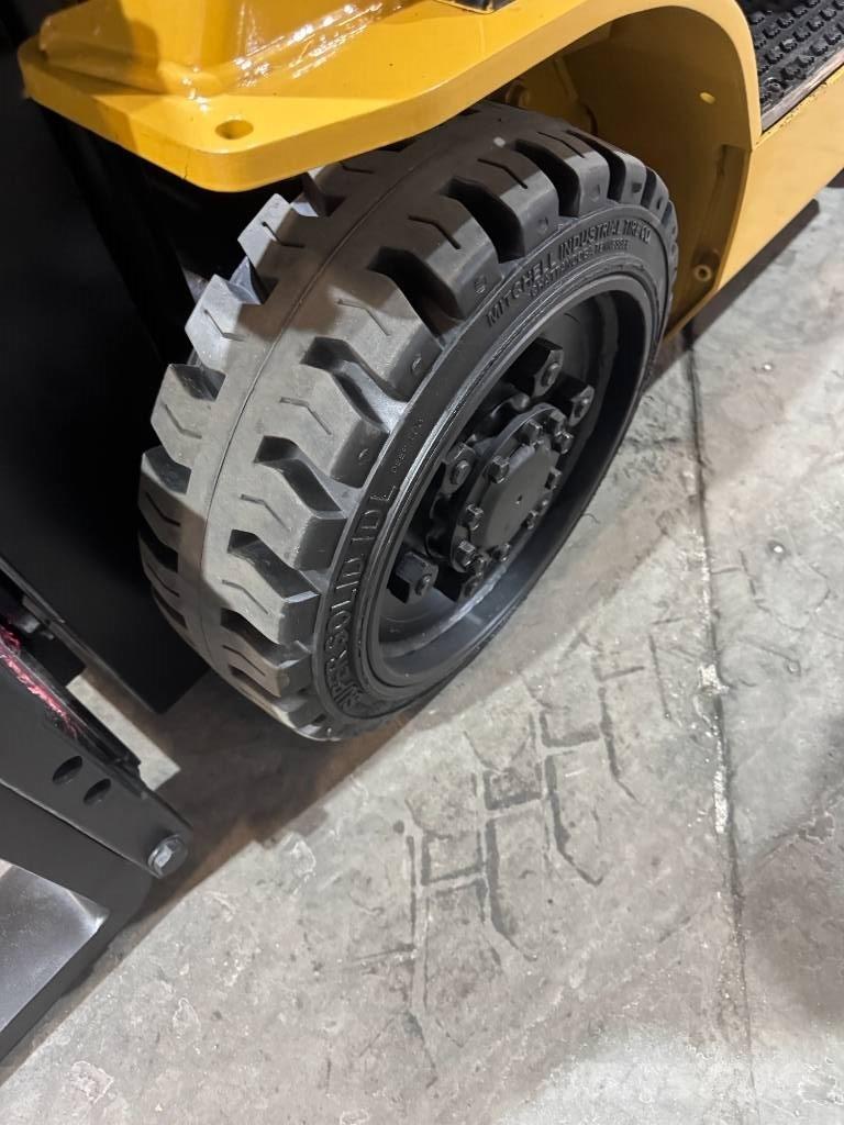 CAT FGC25N Viljuškari - ostalo