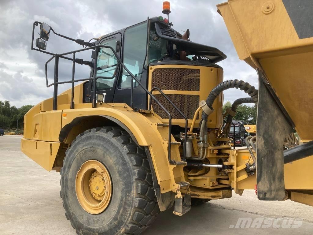 CAT 745 Zglobni damperi
