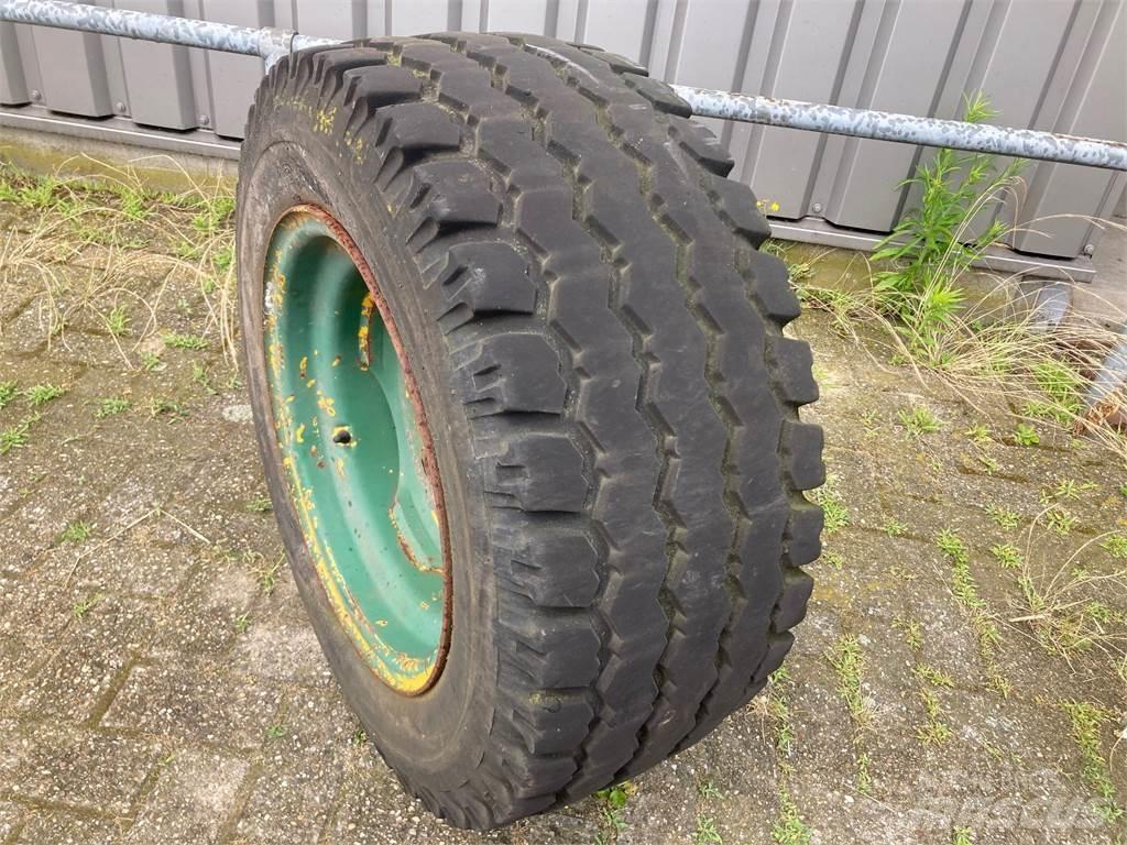 Barum 13.0/65-18 Gume, točkovi i felne