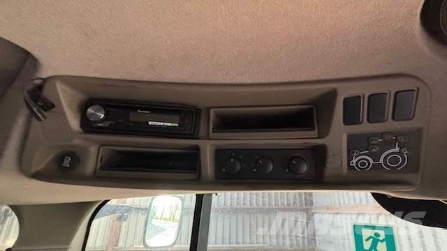 CASE Puma 165 Traktori