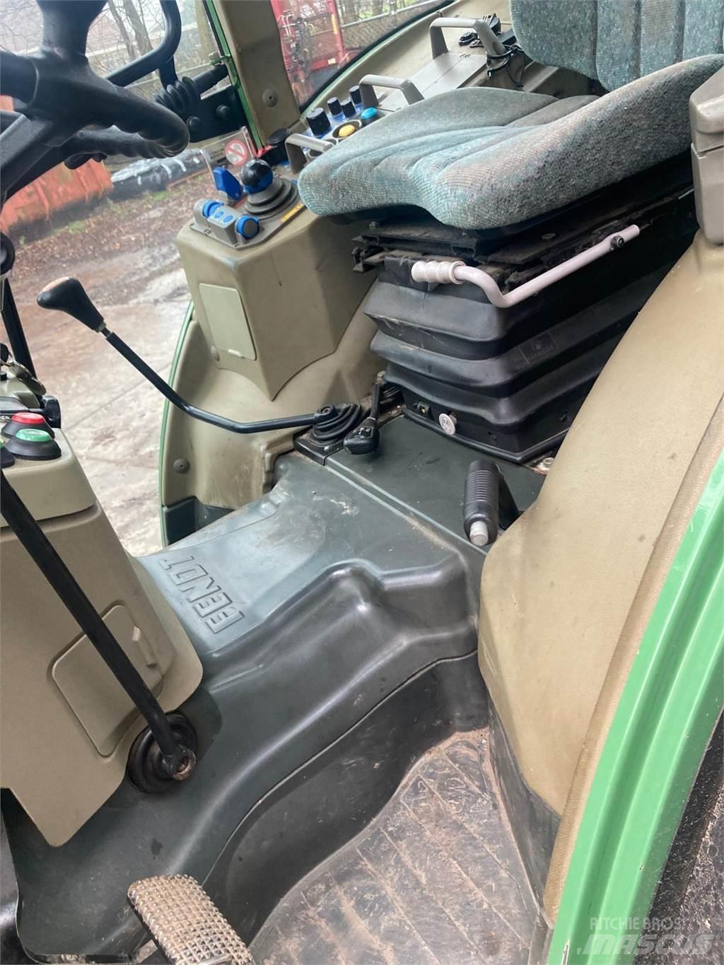 Fendt 208Va Traktori
