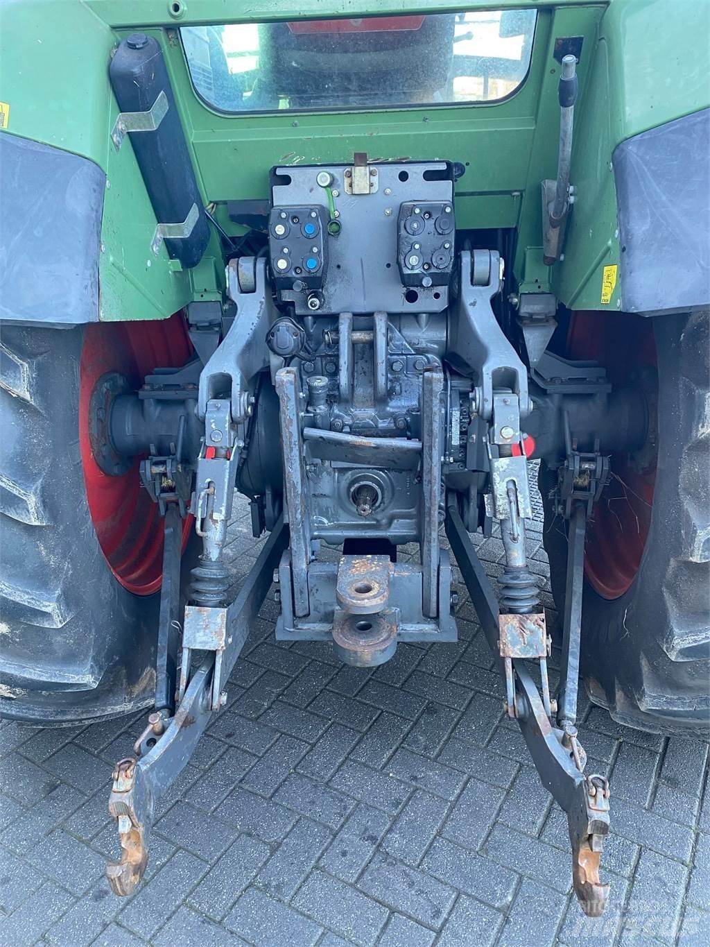 Fendt 411 vario Traktori