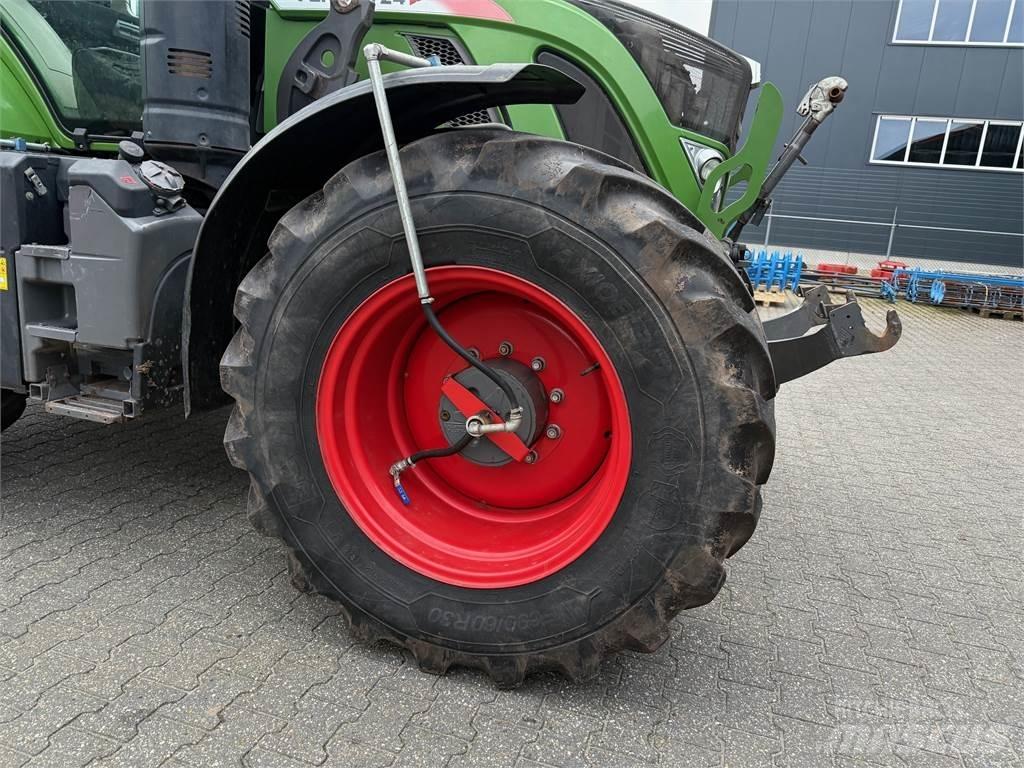 Fendt 724 S4 Traktori