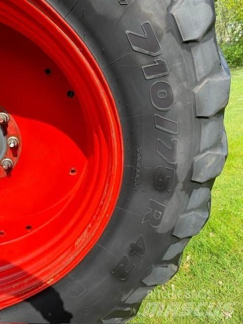 Fendt 927 Profi Traktori