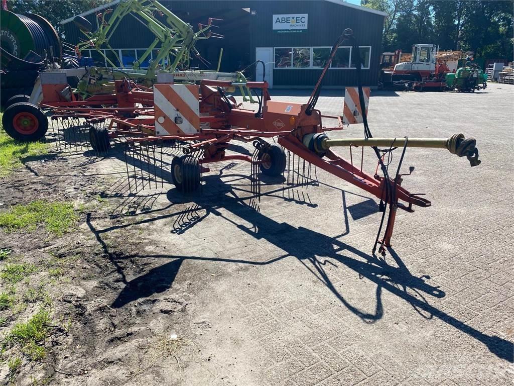 Kuhn GA 6000 Okretači i sakupljači sena