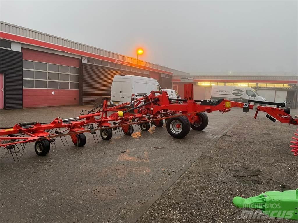 Kuhn GF 13002 Okretači i sakupljači sena
