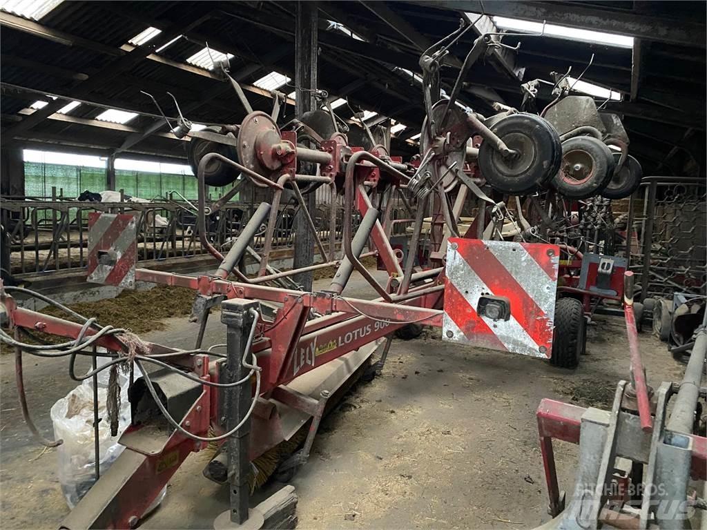 Lely Lotus 900 Okretači i sakupljači sena