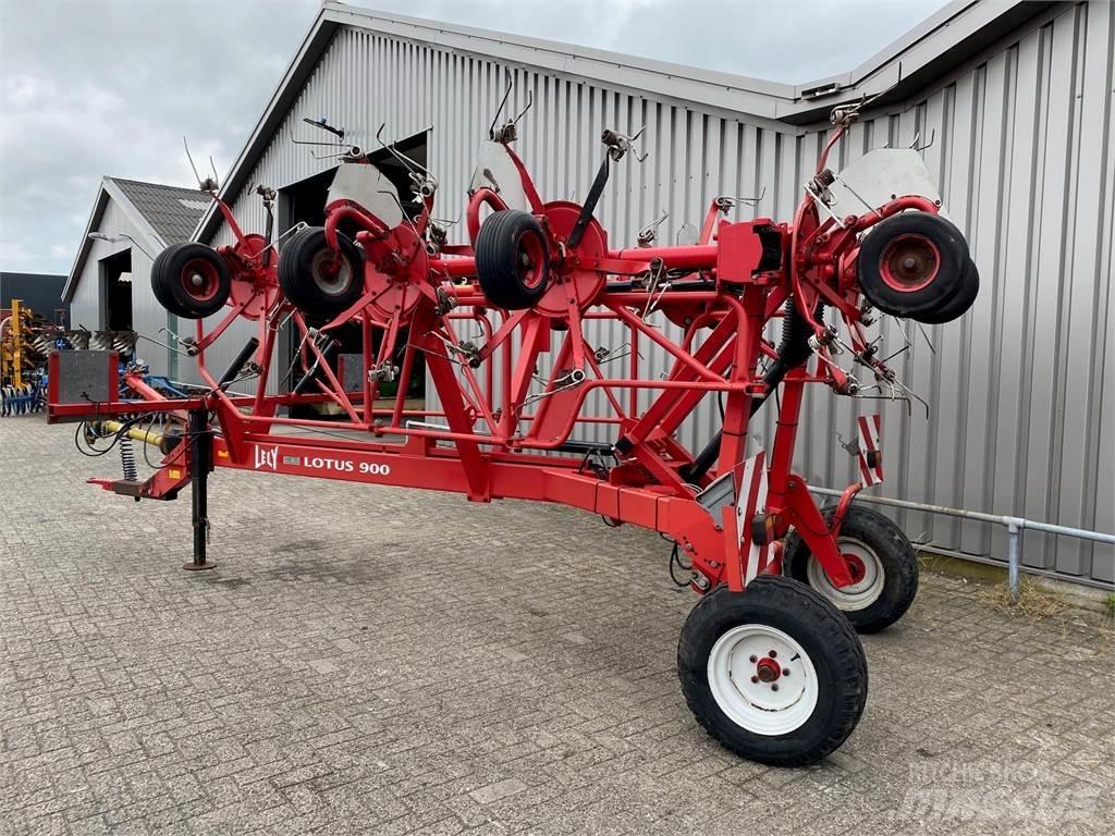 Lely Lotus 900 Okretači i sakupljači sena