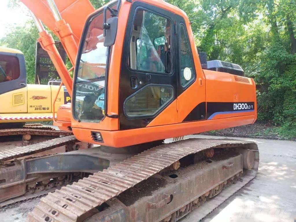 Doosan DH 300 LC-7 Bageri guseničari