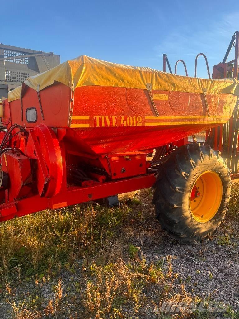 Överum 4012 Rasturači mineralnog đubriva