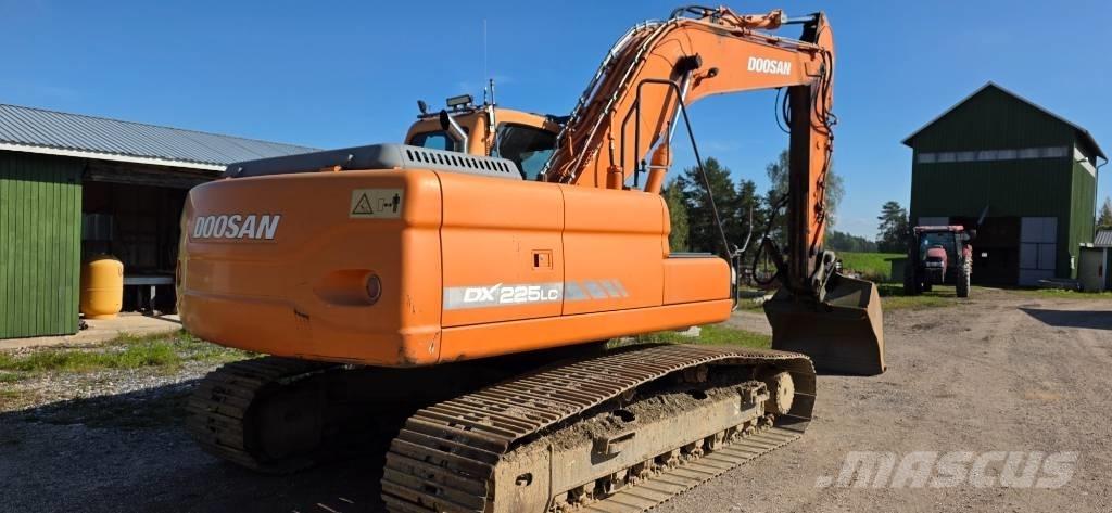 Doosan DX 225 LC Bageri guseničari