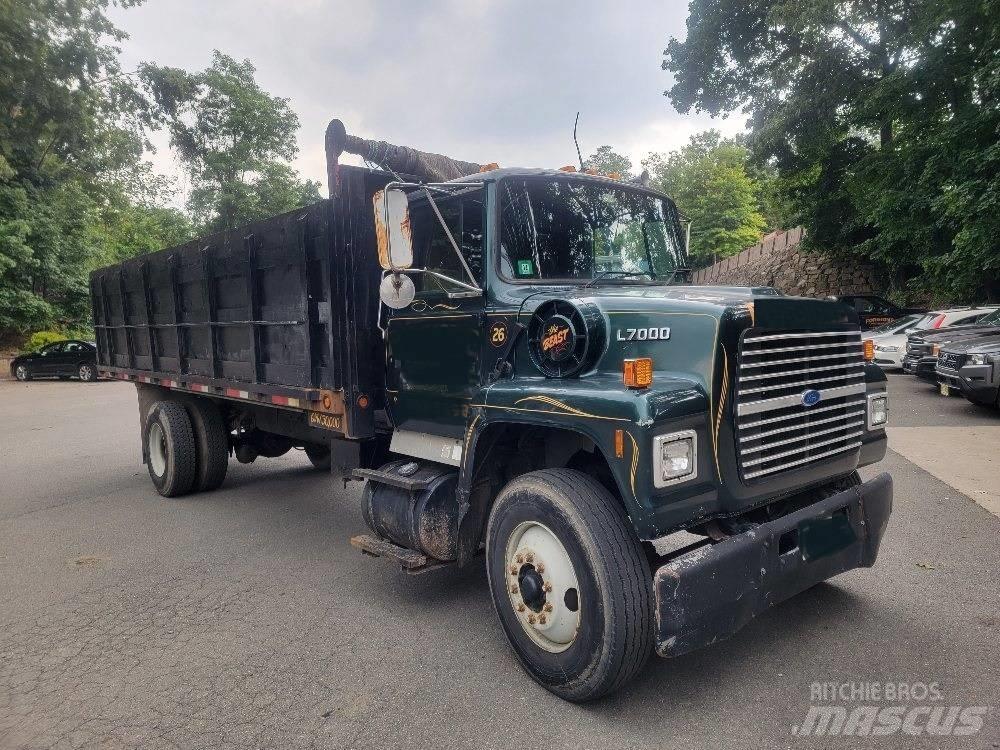 Ford L 7000 Kiperi kamioni
