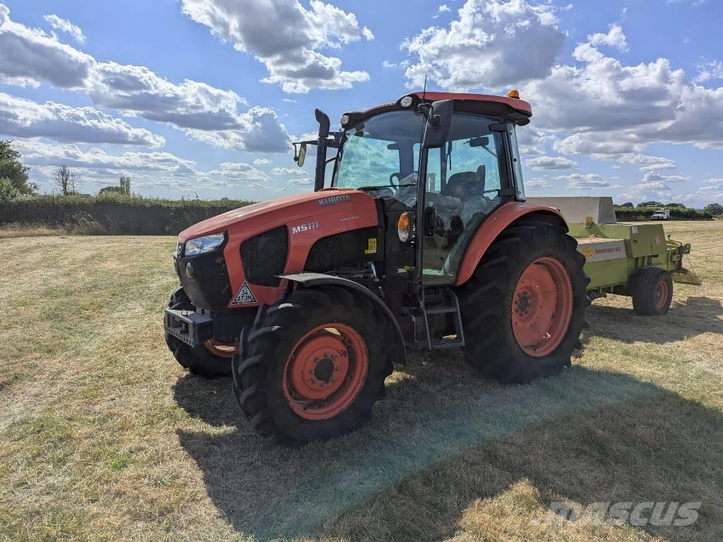 Kubota M 5-111 Traktori