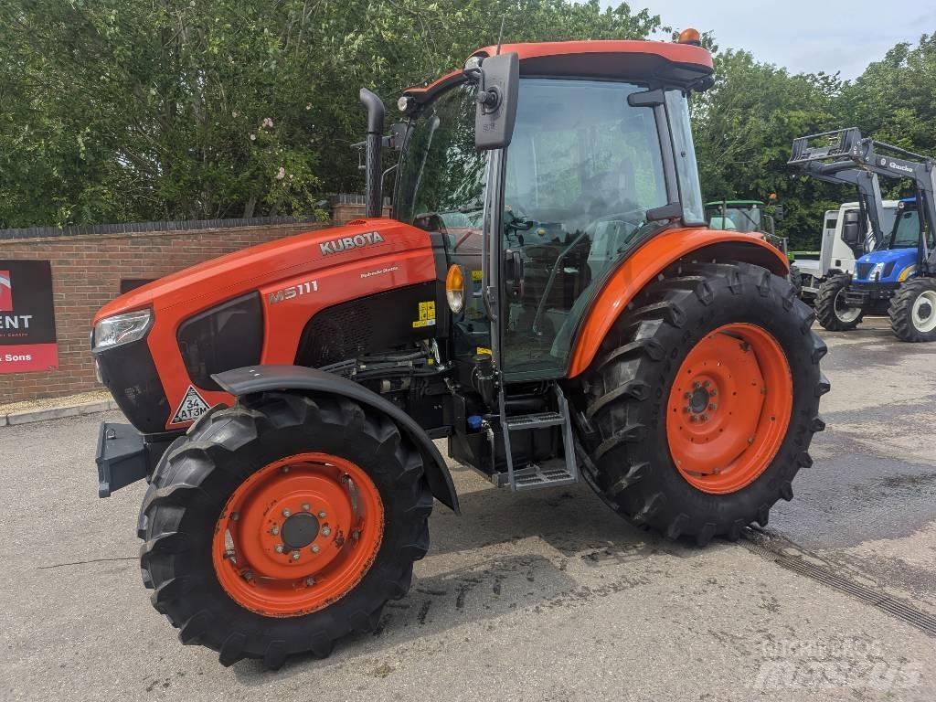 Kubota M 5-111 Traktori