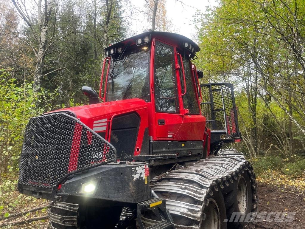Komatsu 845 Forvarderi