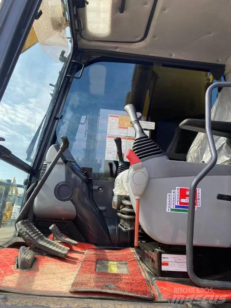 Komatsu 200-8 Bageri guseničari