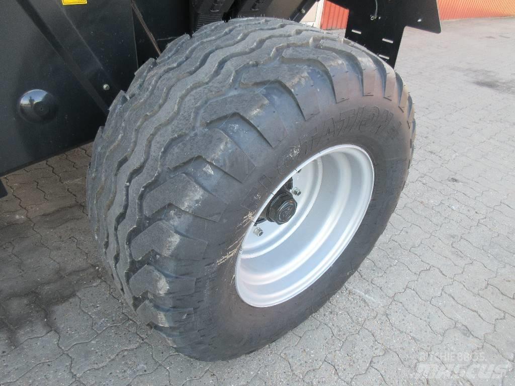 Case IH RB 465 Prese/balirke za rolo bale