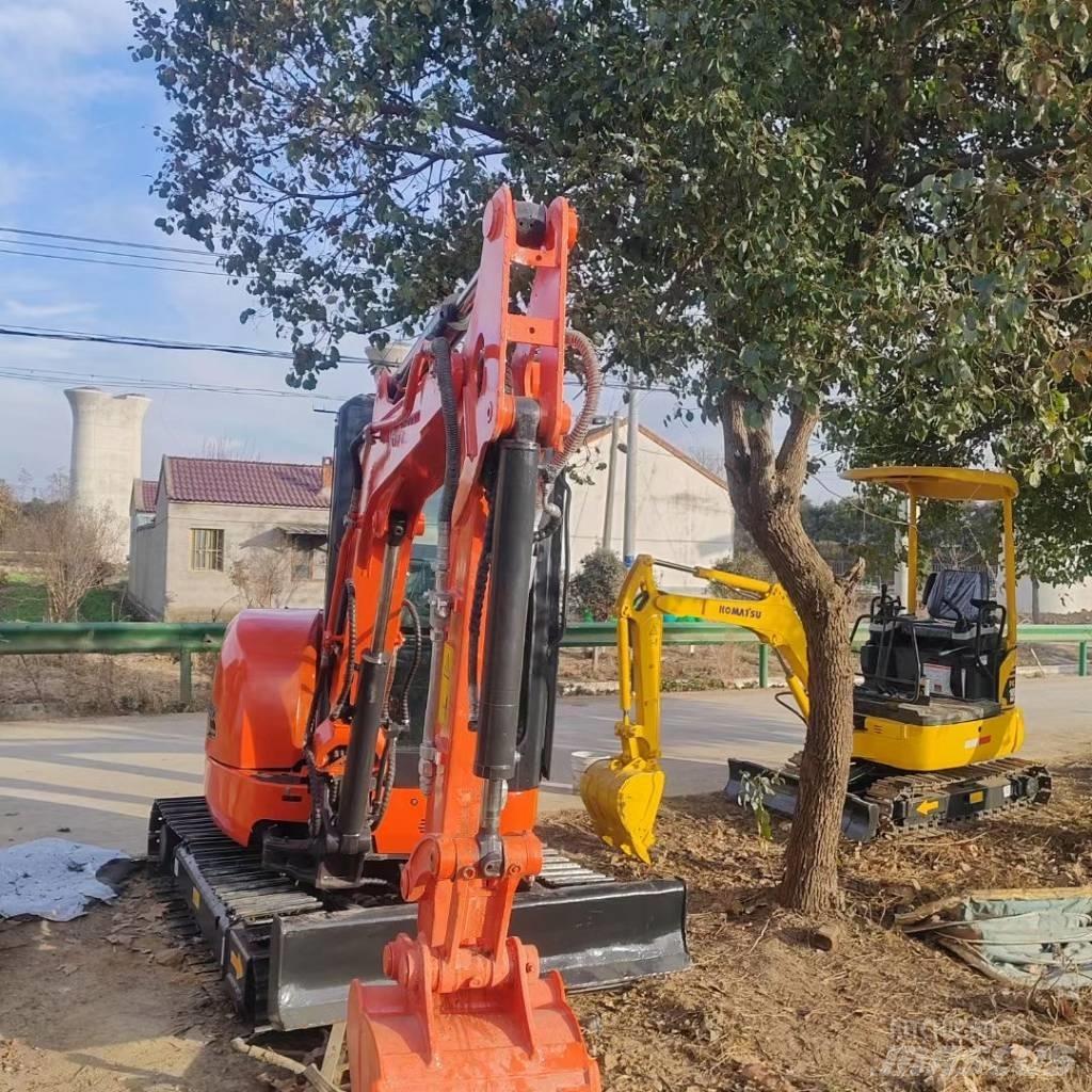 Kubota U 30 Mini bageri < 7t