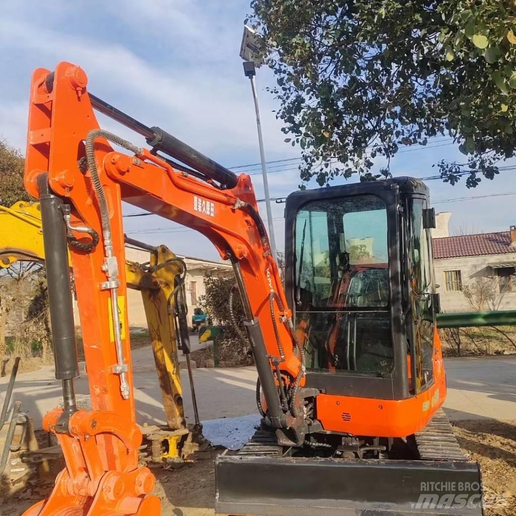 Kubota U 30 Mini bageri < 7t