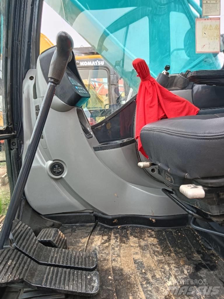 Kobelco SK 200 Midi bageri 7t – 12t