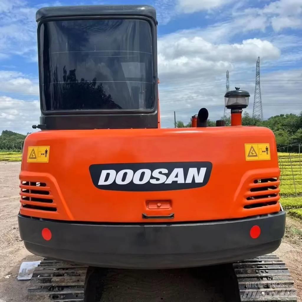Doosan DH 55 Mini bageri < 7t