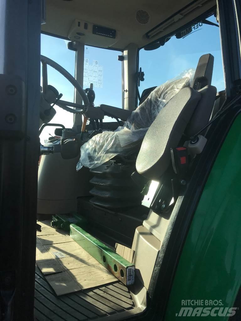 John Deere 6100 M Traktori